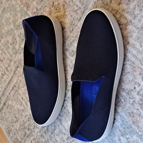 Rothys Original Sneaker - Picture 7 of 10